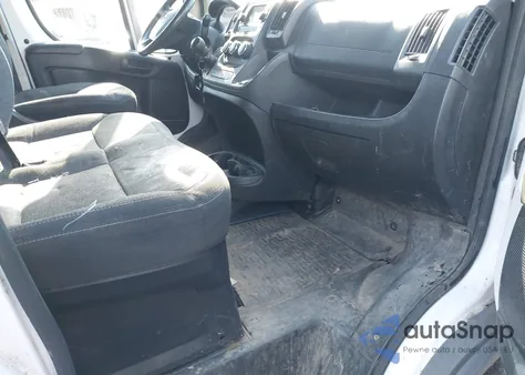 2015 Ram Promaster 2500 High Roof z USA, uszkodzony, nr VIN 3C6TRVDDXFE509615